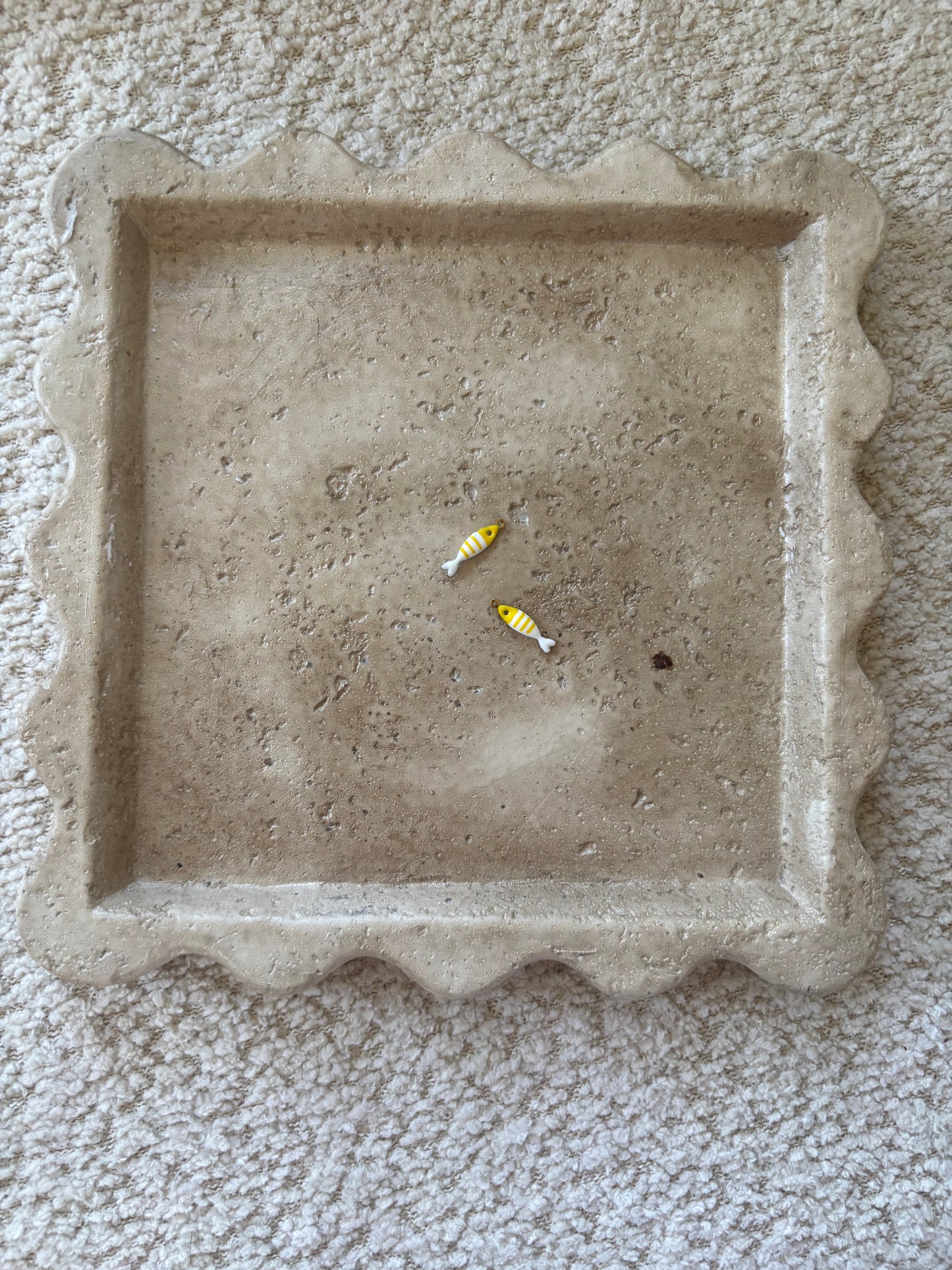 pendentif poisson jaune