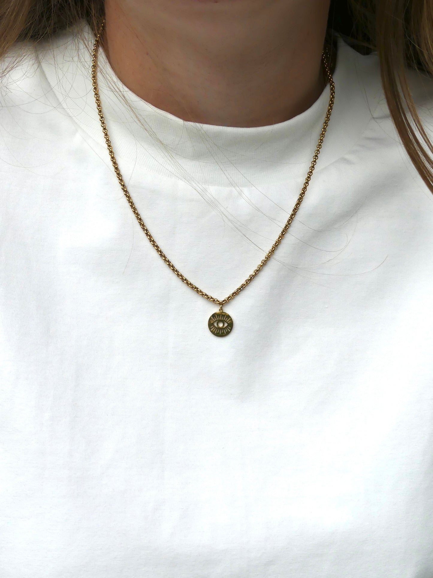 collier Aly