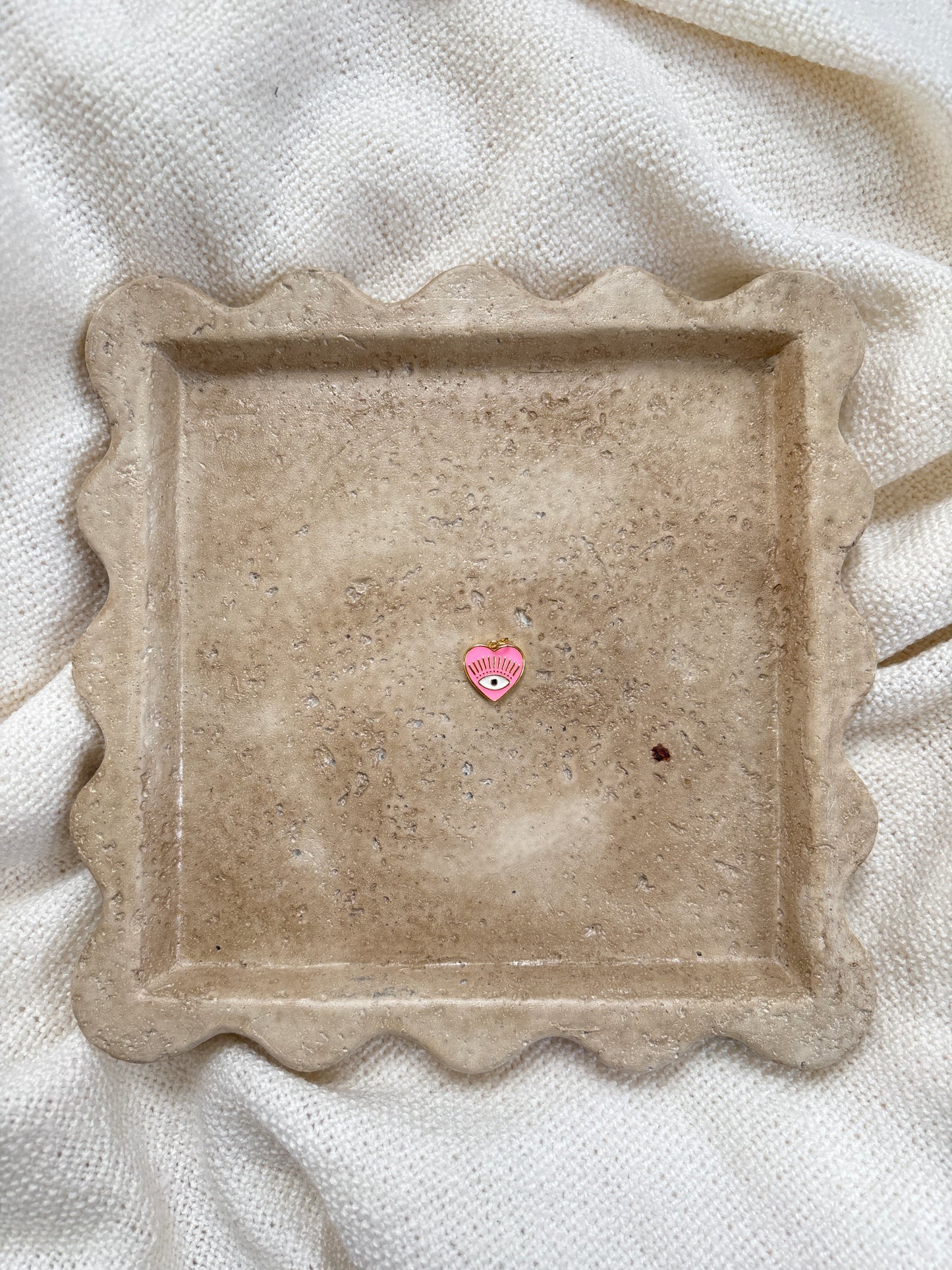 Pendentif cœur œil